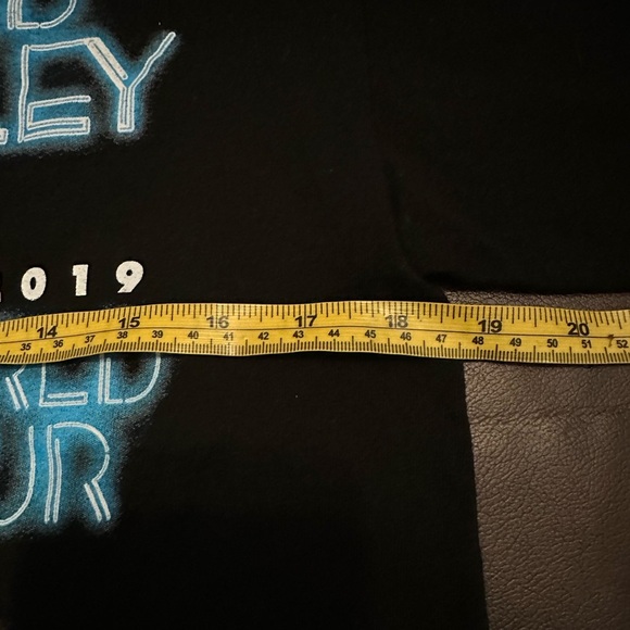 Brad Paisley Tee - Picture 7 of 7